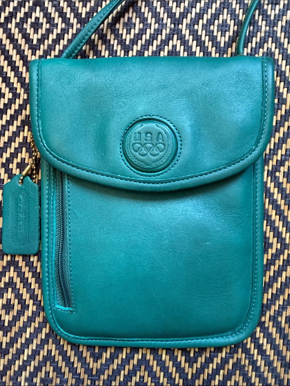 VINTAGE COACH USOC TOURIST POUCH s#657(6908)JADE GREEN OLYMPIC GAMES COLLECTION
